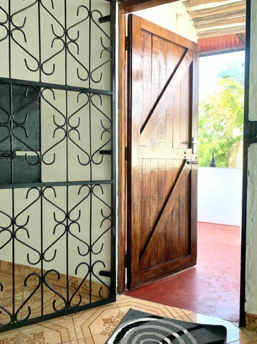 Jambo Diani 1-Bedroom Apartment Close To The Beach Диани-Бич Экстерьер фото