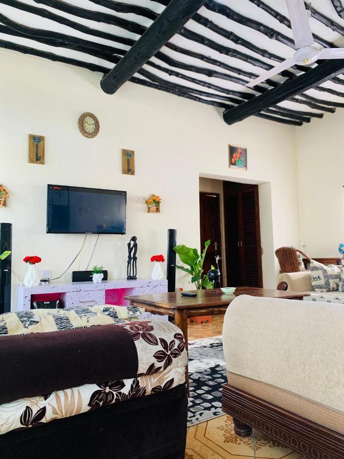 Jambo Diani 1-Bedroom Apartment Close To The Beach Диани-Бич Экстерьер фото